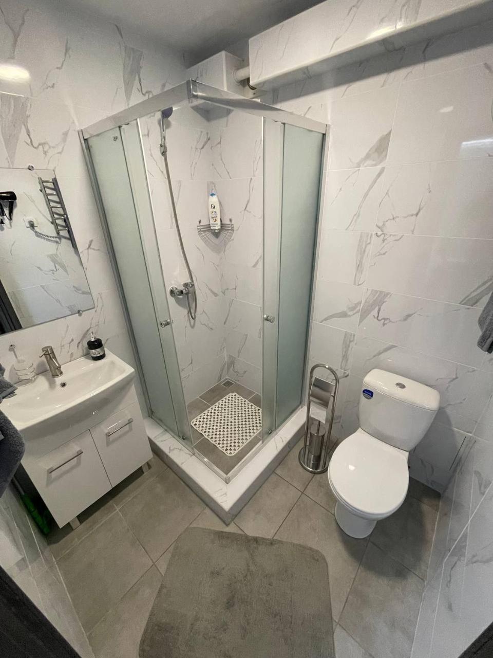 Apartcenter Вип Апартаменты В Центре Города На Гагарина 克里沃罗格 外观 照片